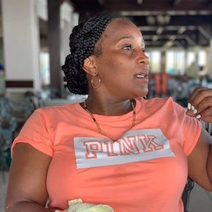 Meet your Posher, Keisha